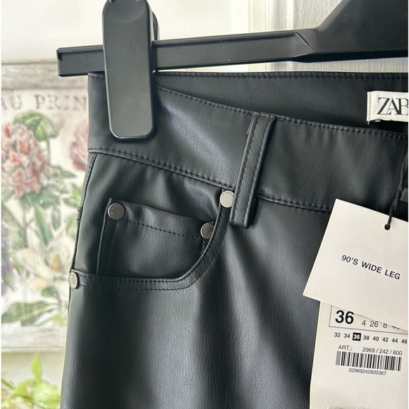 Black faux leather Zara size 36 pant ‘90s - Picture 3 of 8